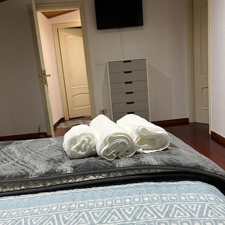 Villa Casa Robleda, Piscina Privada Cubierta Y Jacuzzi Vigo Exterior foto